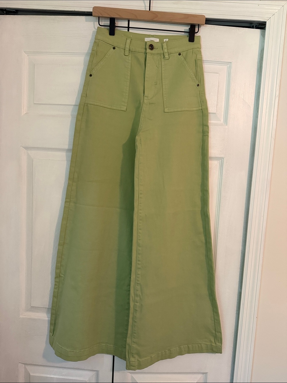 Wide-Leg Women's Jeans in Olive Green - Flare Style